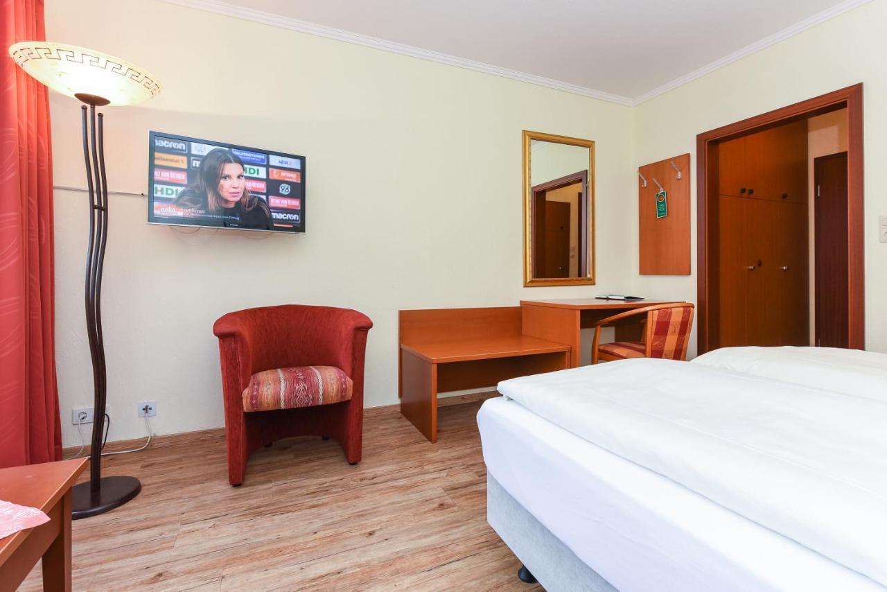 Hotel Garni Benser Watt Бензерзиль Экстерьер фото