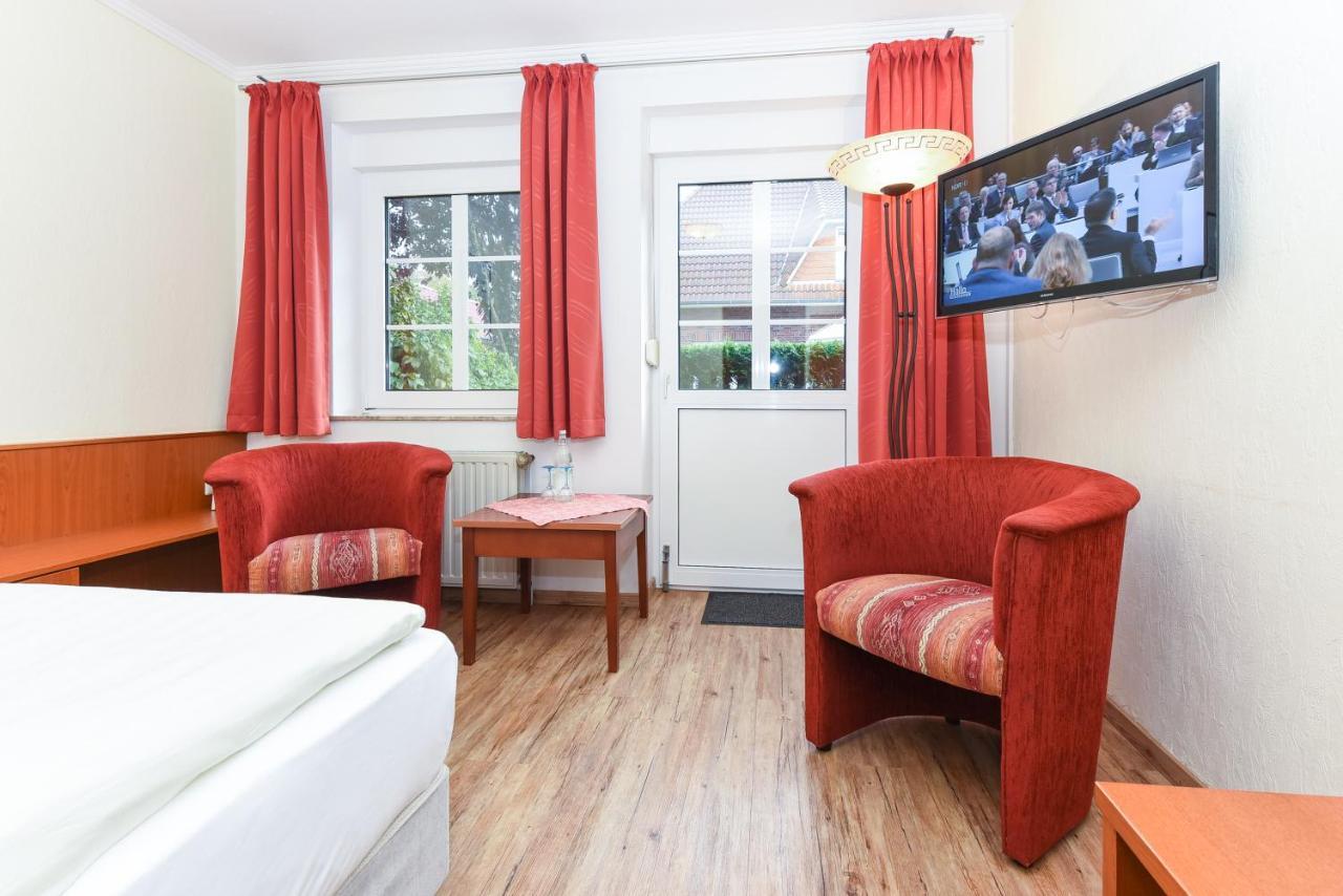 Hotel Garni Benser Watt Бензерзиль Экстерьер фото