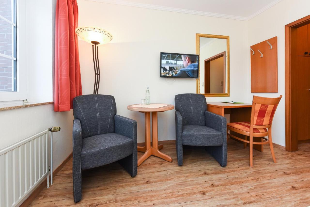 Hotel Garni Benser Watt Бензерзиль Экстерьер фото